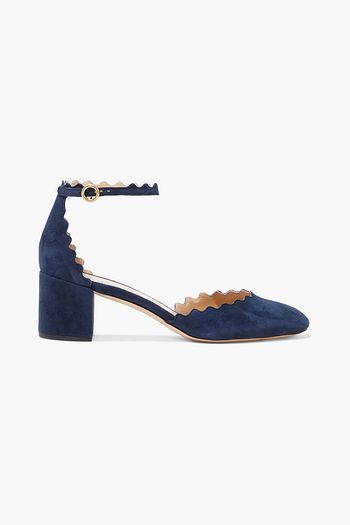 CHLOÉ Lauren scalloped suede pumps