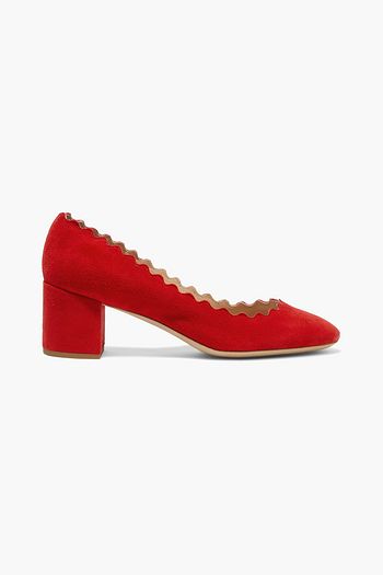 CHLOÉ Lauren scalloped suede pumps