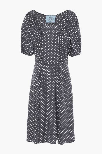 PRADA Kleid aus Crêpe de Chine aus Seide mit Polka-Dots und Raffung