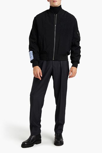 MCQ ALEXANDER MCQUEEN Bomberjacke aus Piqué mit Stickereien