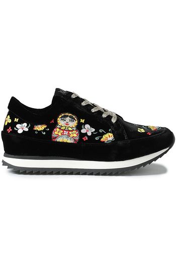 CHARLOTTE OLYMPIA Matryoshka Sneakers aus Samt mit Stickereien