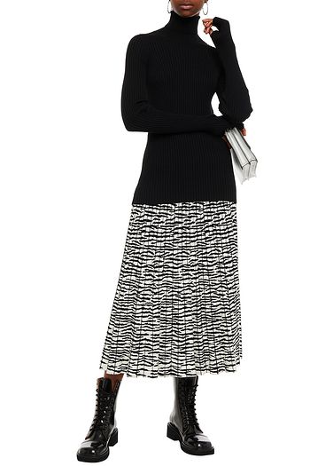 MAISON MARGIELA Ribbed wool turtleneck sweater