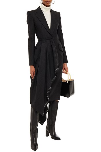 ALEXANDER MCQUEEN Asymmetrischer Mantel aus Wollfilz mit Rüschen und Jacquardbesatz
