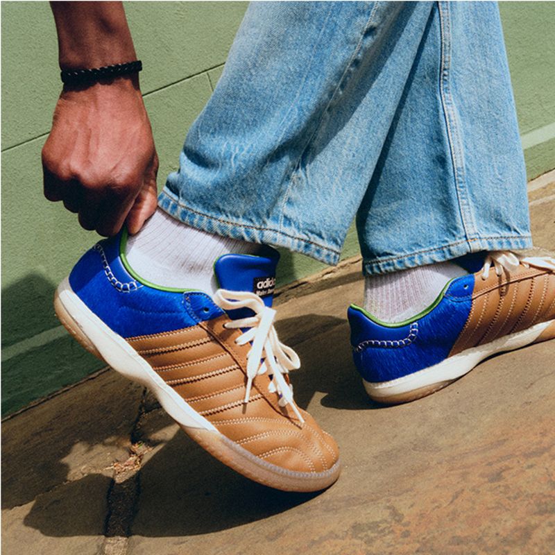 Mens Sneakers Image