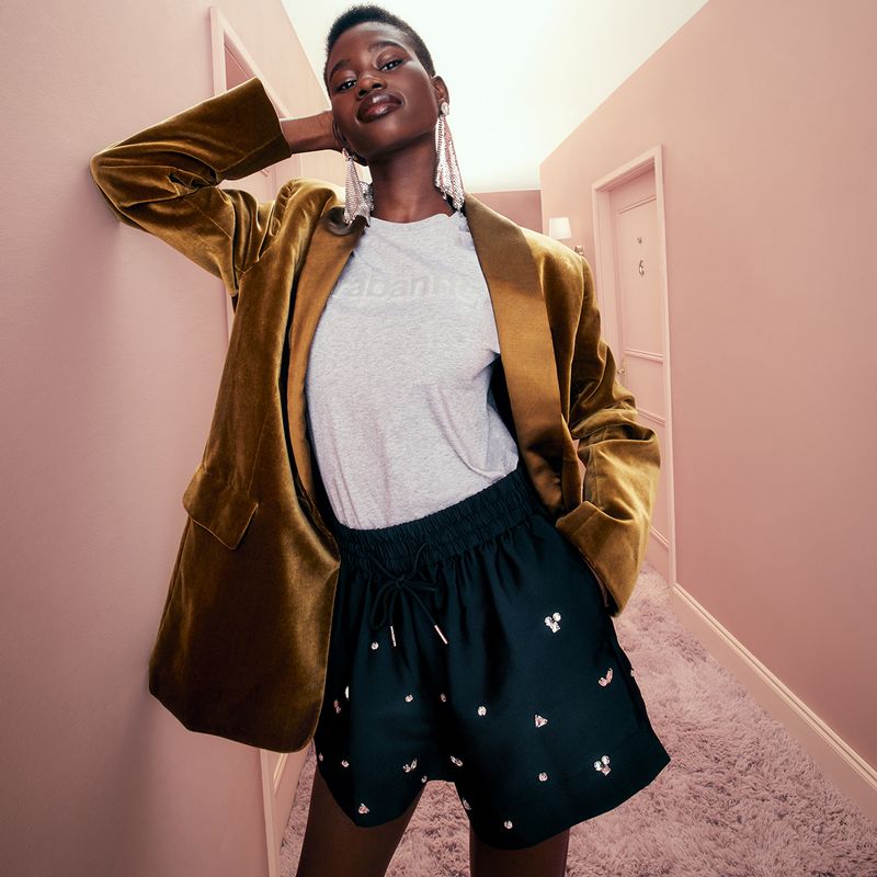 Clothing Image DE
