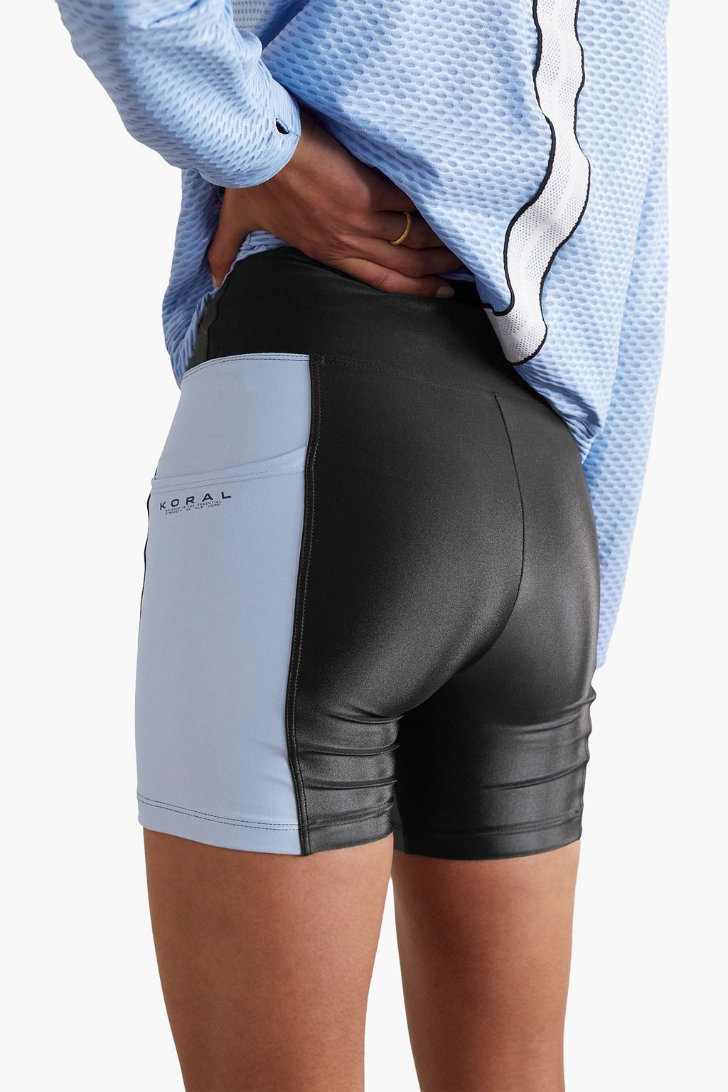 KORAL ストレッチ ショートパンツ プリント入り ジャカードパネル