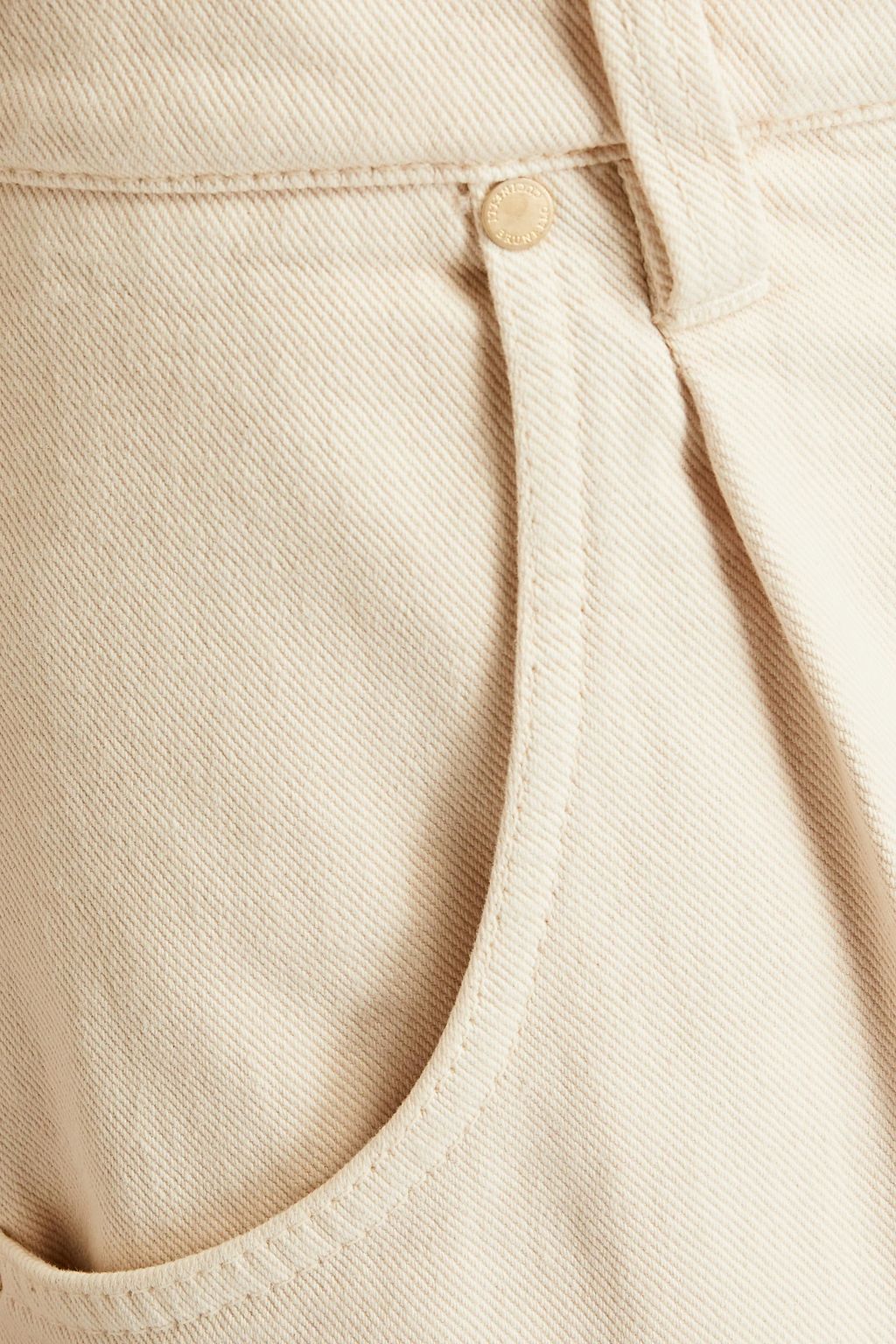 BRUNELLO CUCINELLI شورت من الجينز مزيّن بالخرز ومميز بكسرات