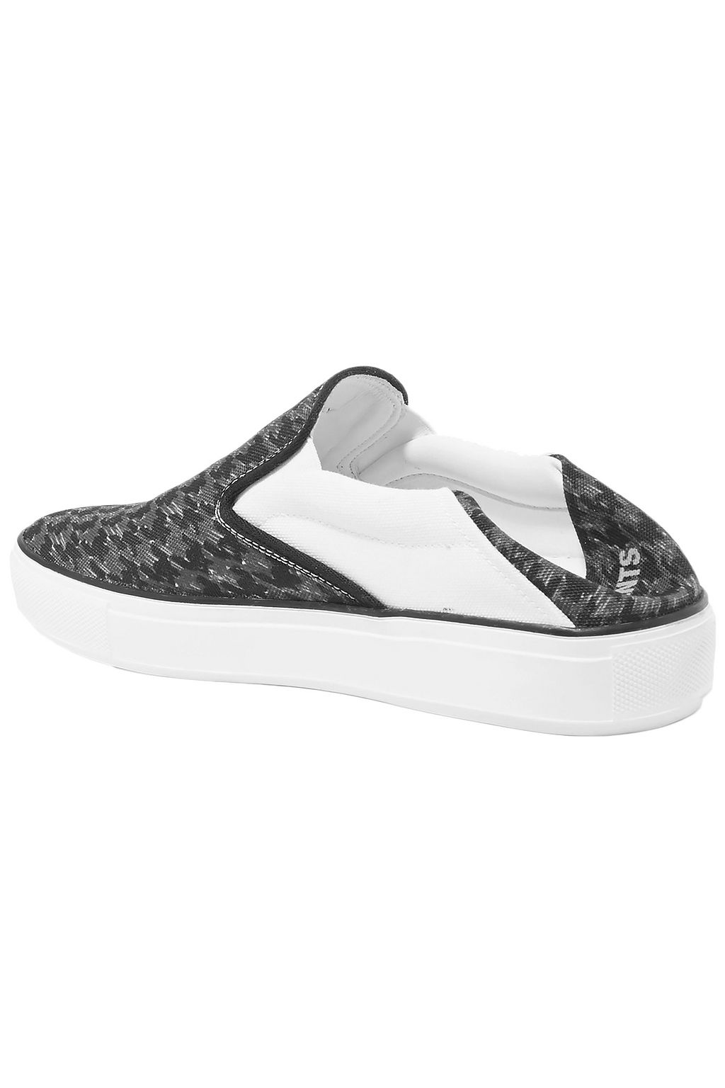 collapsible heel sneakers