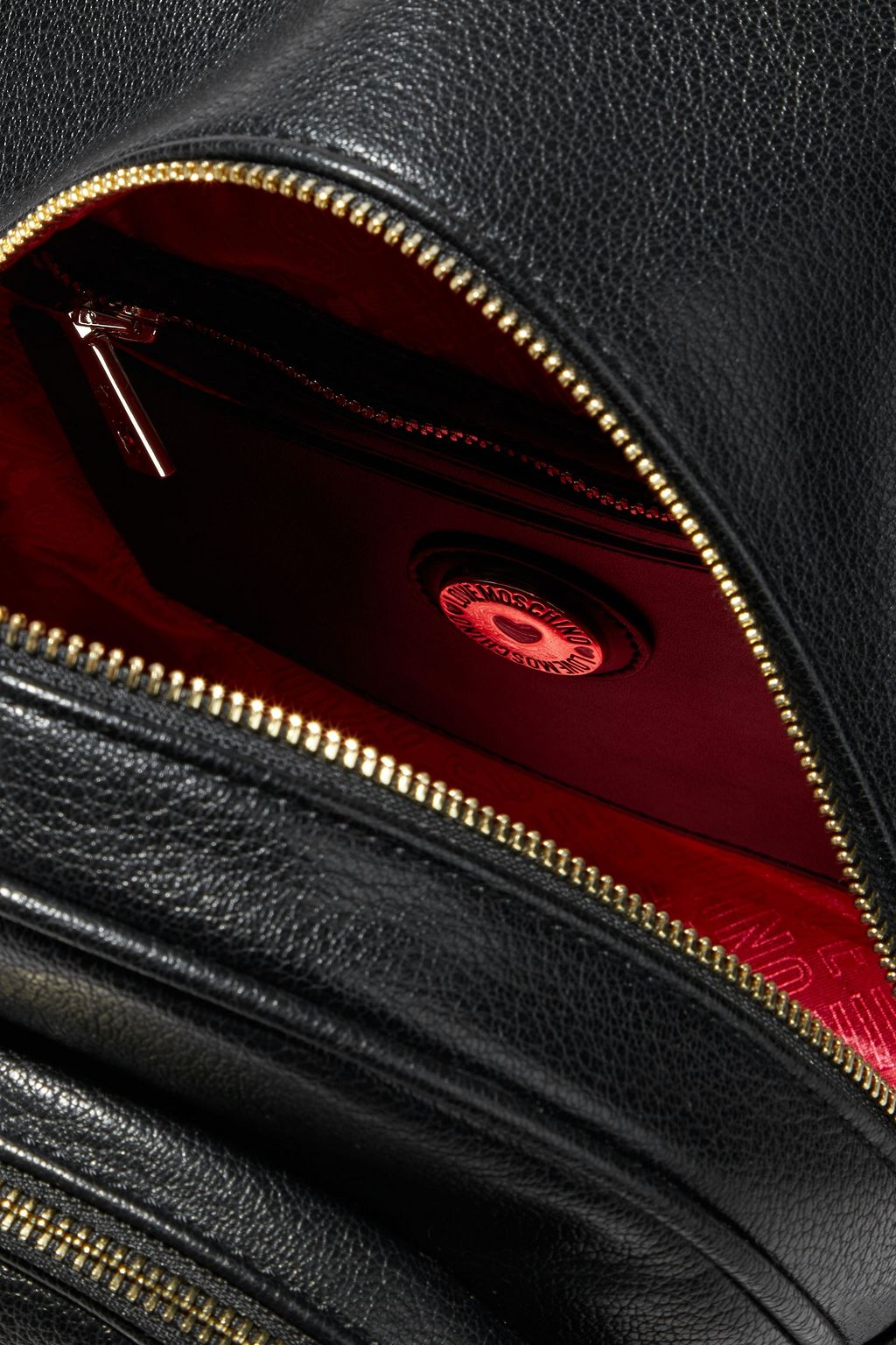 LOVE MOSCHINO Rucksack aus strukturiertem Kunstleder mit Ösenverzierung