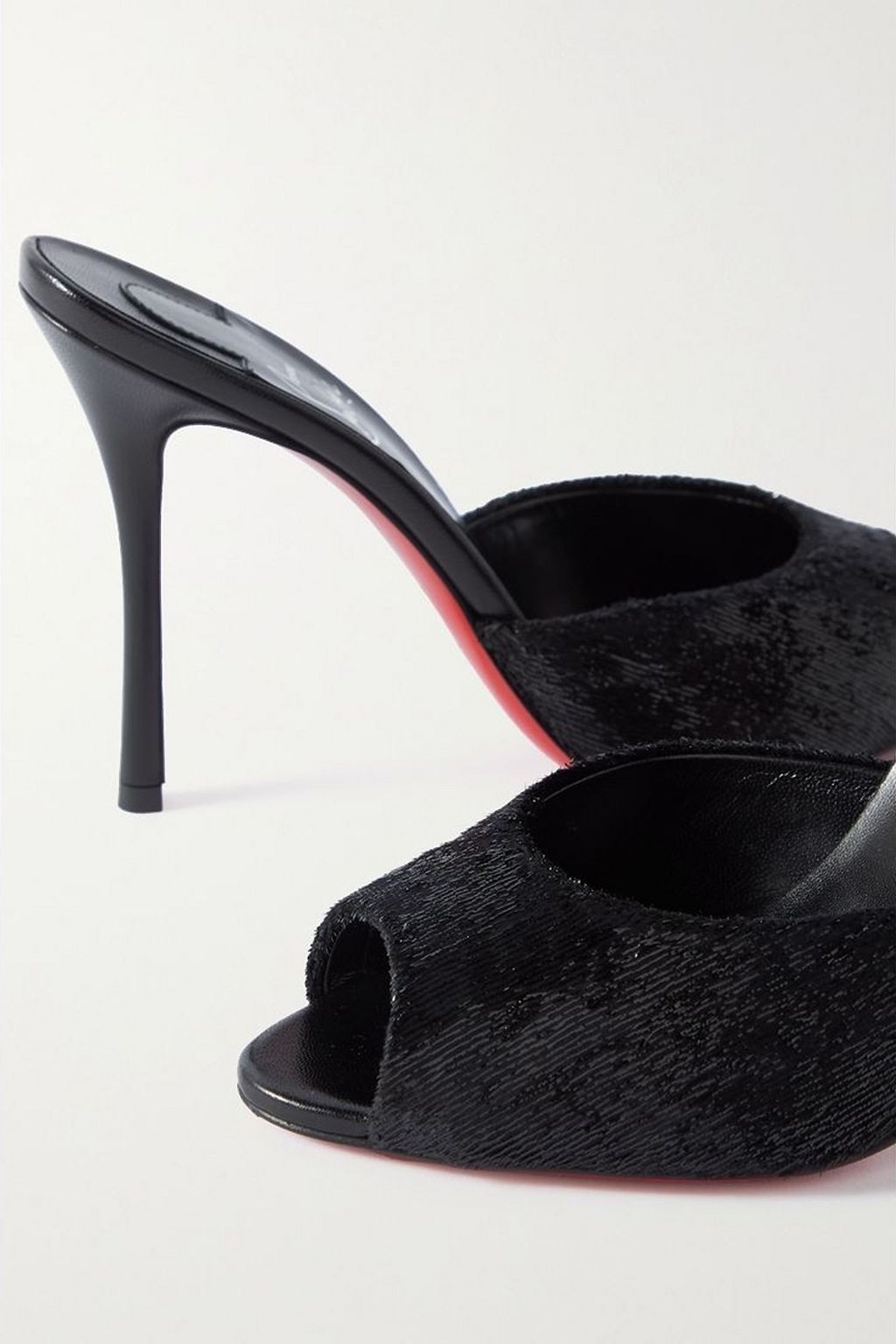 CHRISTIAN LOUBOUTIN 미 돌리 벨벳 가죽 뮬 100mm