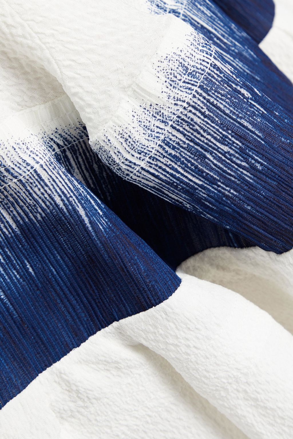CHLOÉ Gathered printed hammered-crepe mini skirt