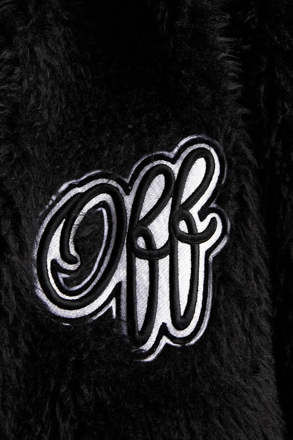OFF-WHITE™ Cardigan aus Kunstfell mit Strickbesatz und Applikationen