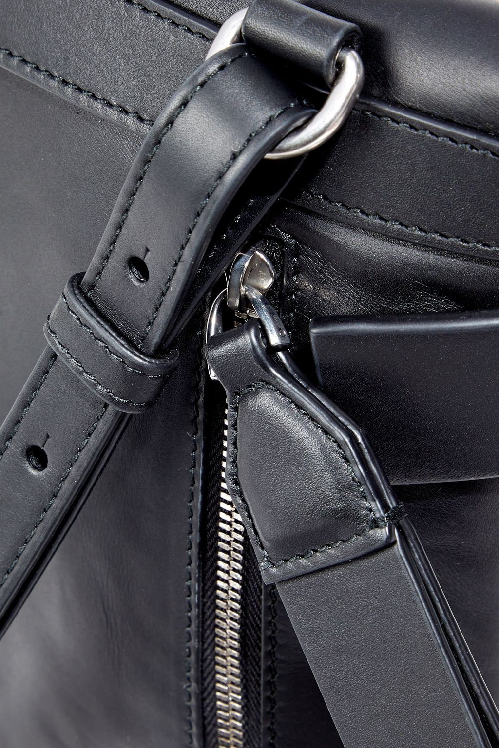 BOTTEGA VENETA Leather messenger bag