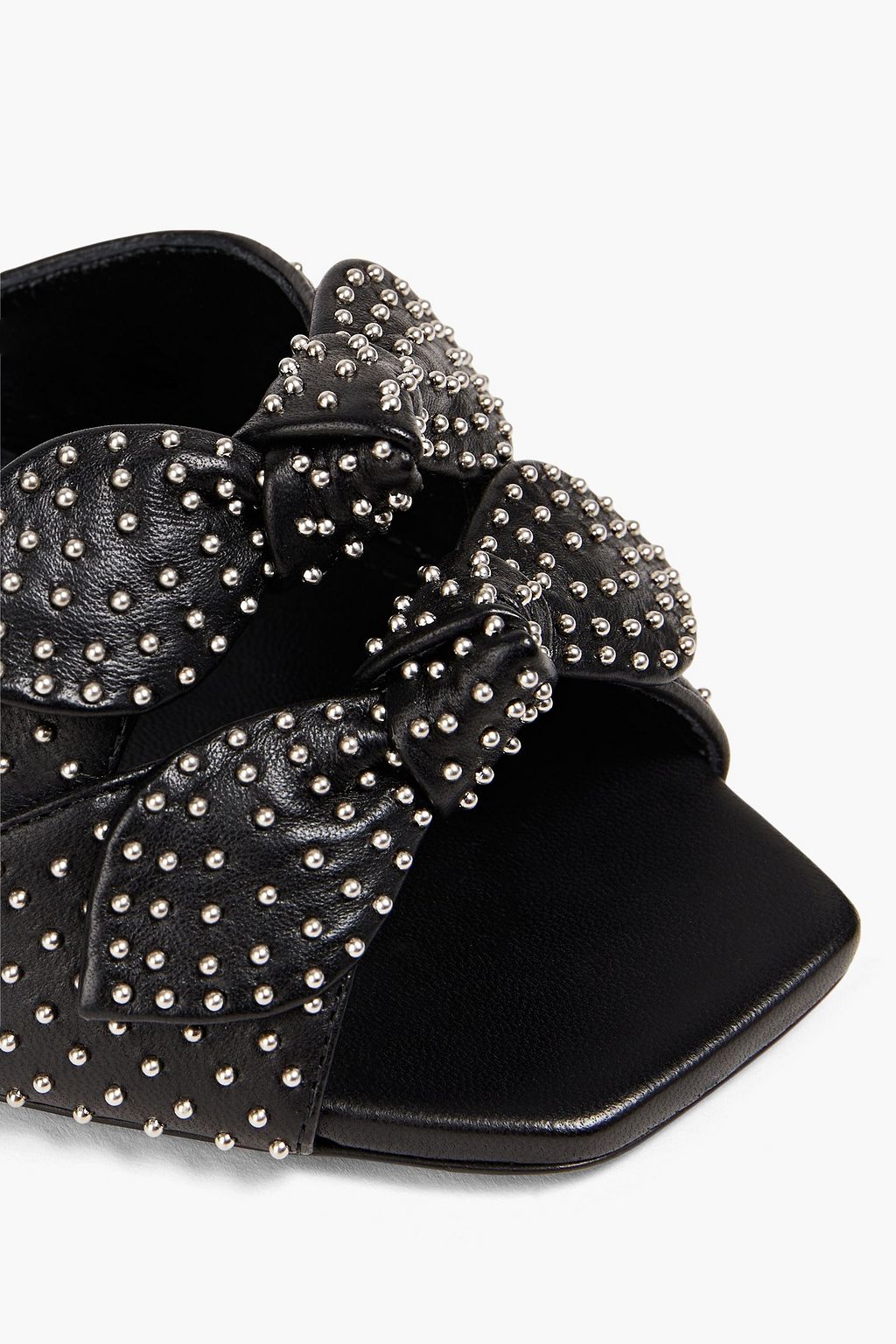 SAINT LAURENT Sandalen aus Leder mit Nieten und Schleife