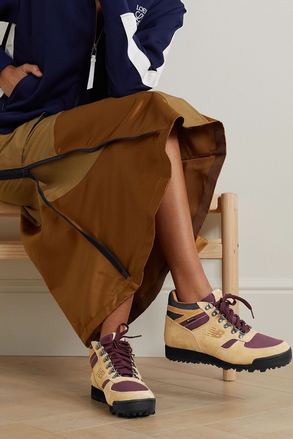 NEW BALANCE + 에임 레온 도르 레니어 가죽 트리밍 스웨이드 부츠