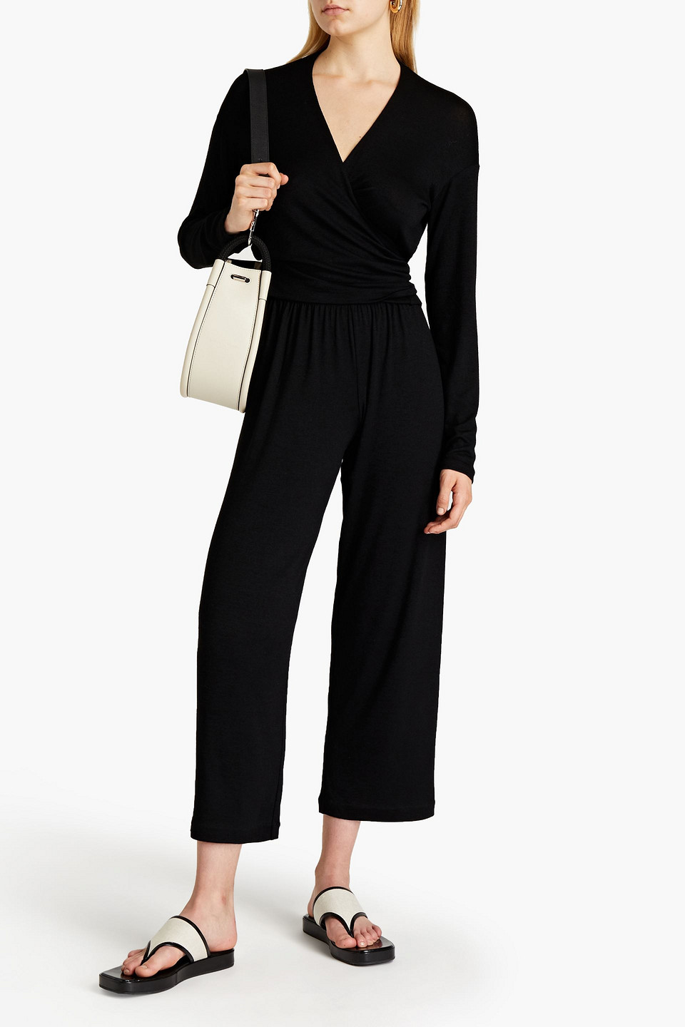 Vince Cropped Knitted Straight-leg Trousers In Black