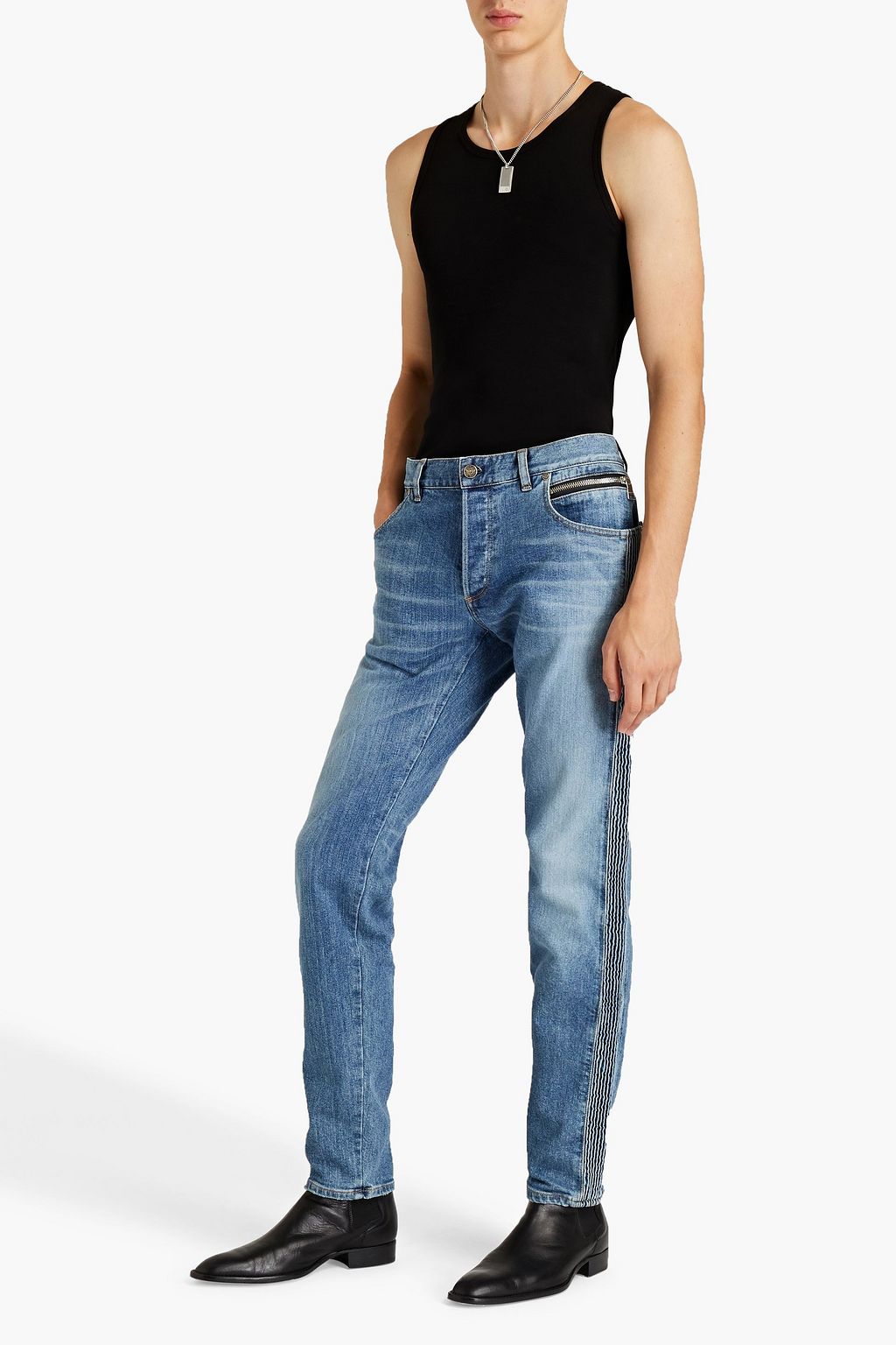 BALMAIN Karottenjeans aus Denim in ausgewaschener Optik mit Biesen