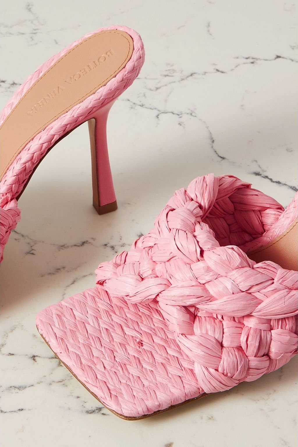 BOTTEGA VENETA Intrecciato raffia mules