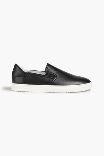 stuart weitzman slip on shoes