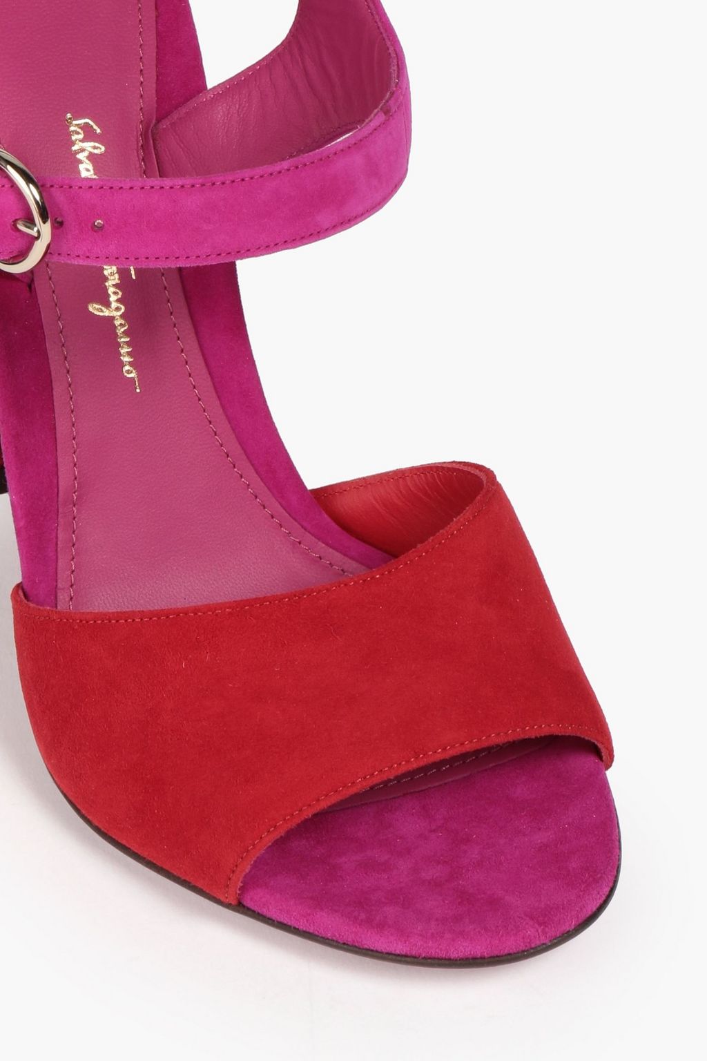 FERRAGAMO Aede テクスチャードレザー サンダル
