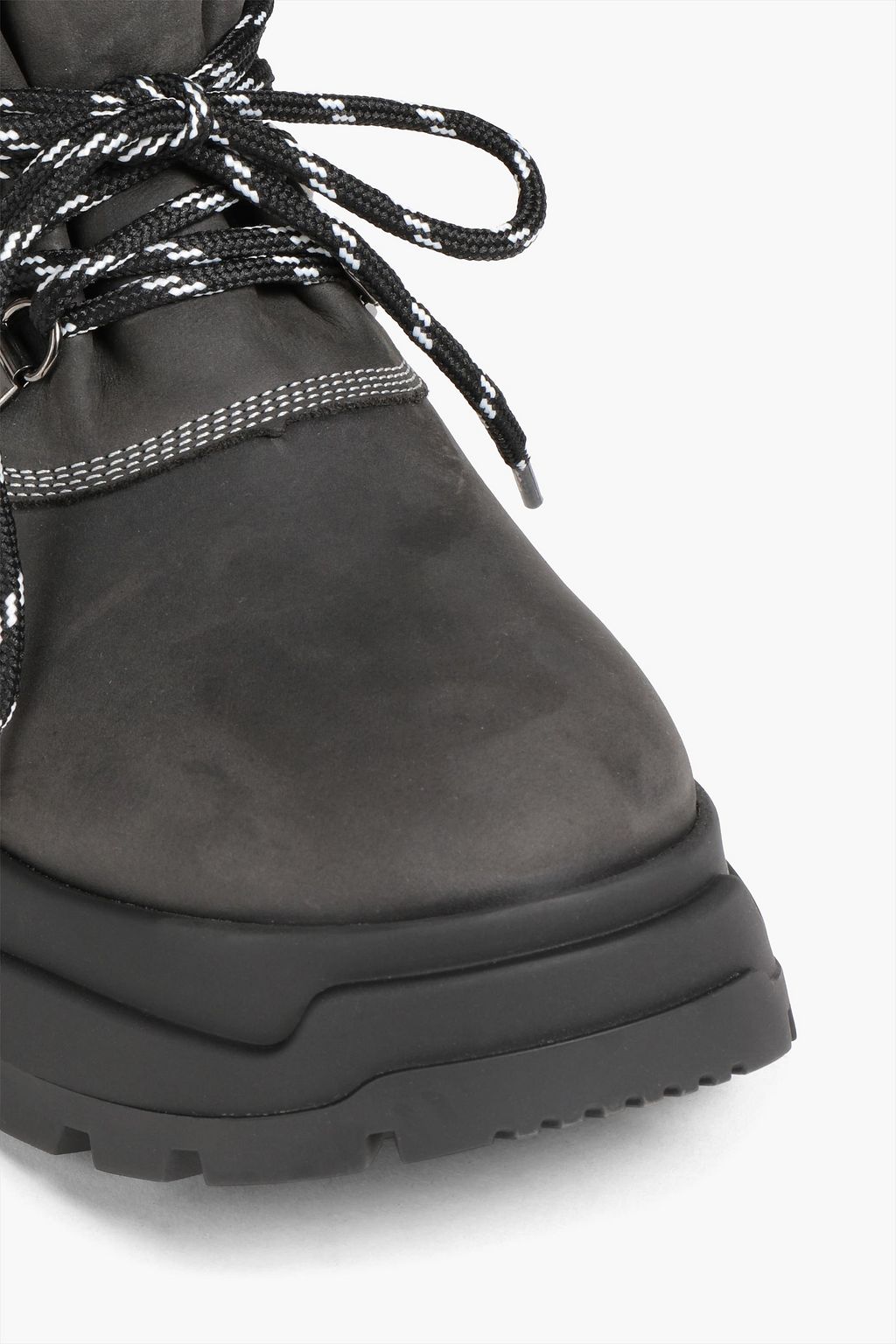 MAISON MARGIELA حذاء بوت بطول الكاحل من جلد النوبوك والجلد