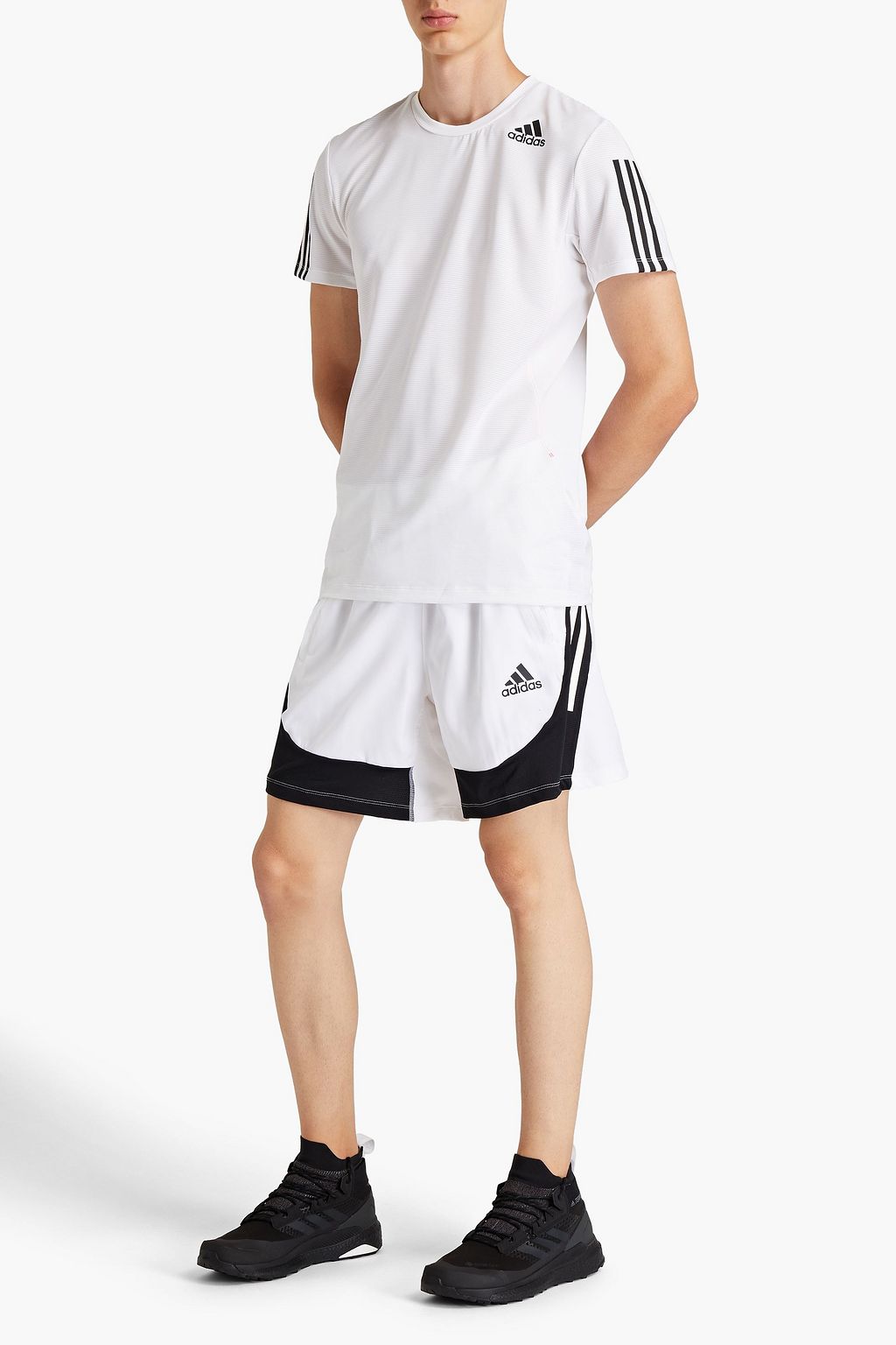 ADIDAS T-Shirt aus geripptem Jersey mit Mesh-Einsatz und Print
