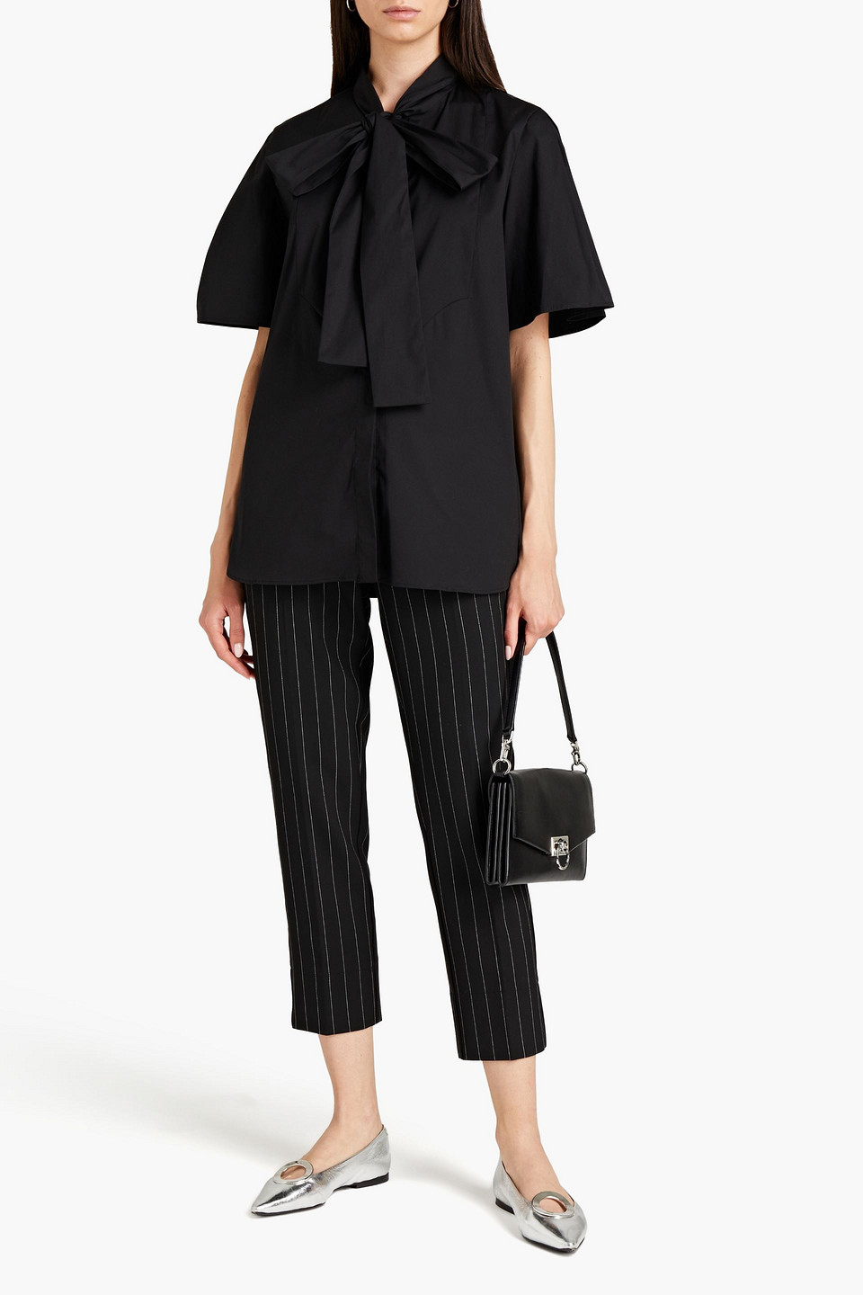 Carolina Herrera Pussy-bow Stretch-cotton Poplin Shirt In Black