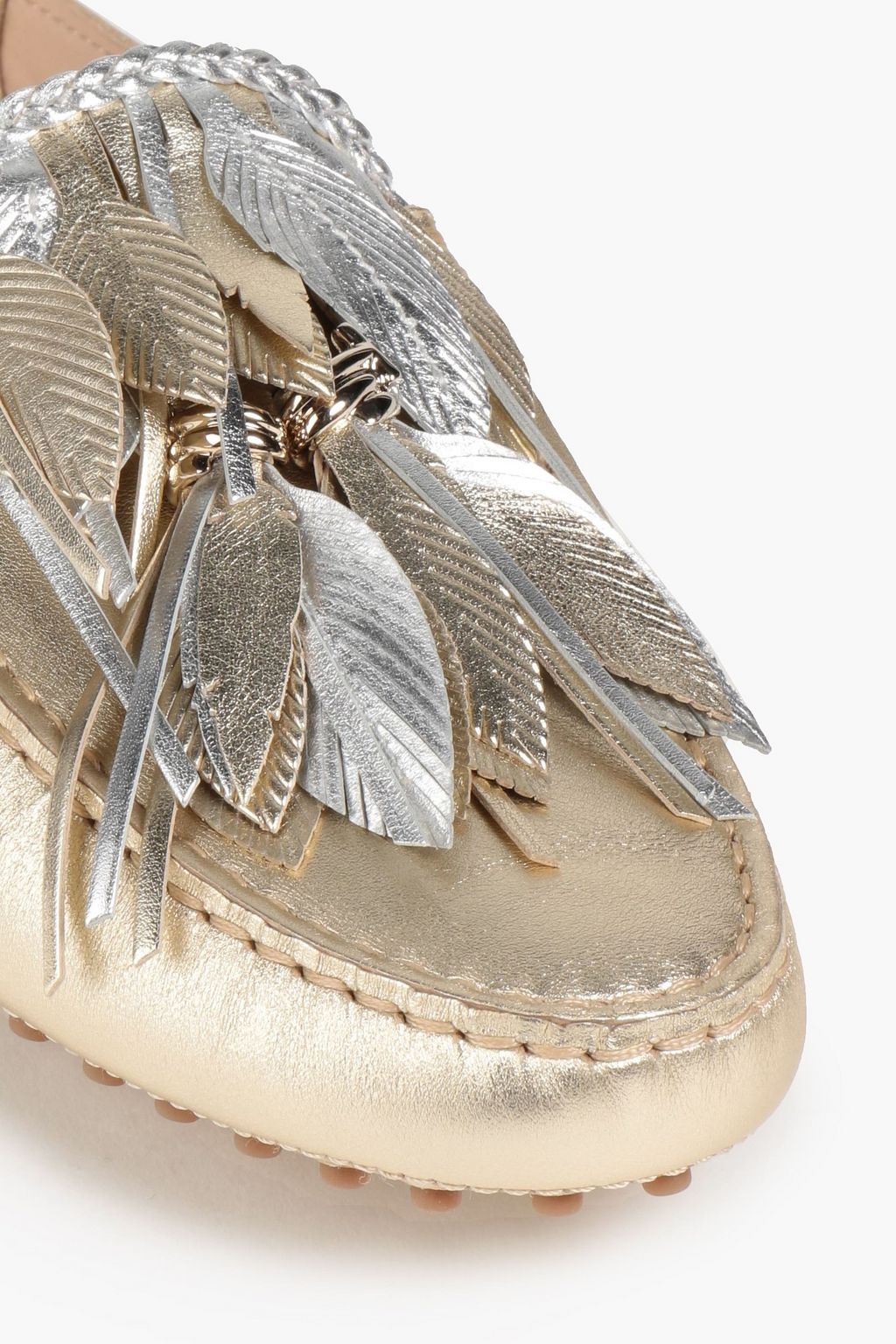 TOD'S شبشب من الجلد ميتاليك مزيّن بزخارف