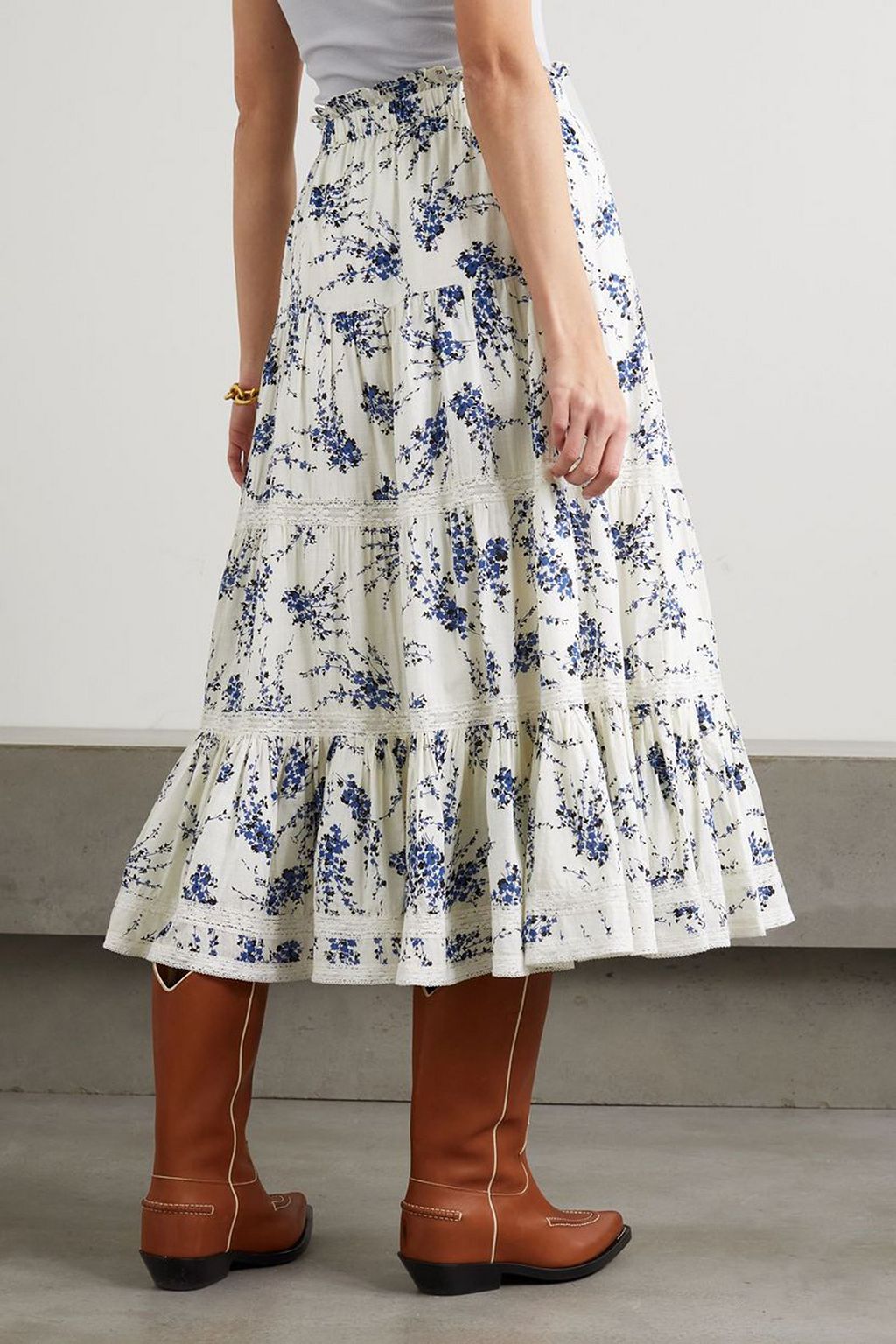 THE GREAT. Lace-trimmed tiered floral-print cotton-voile midi skirt