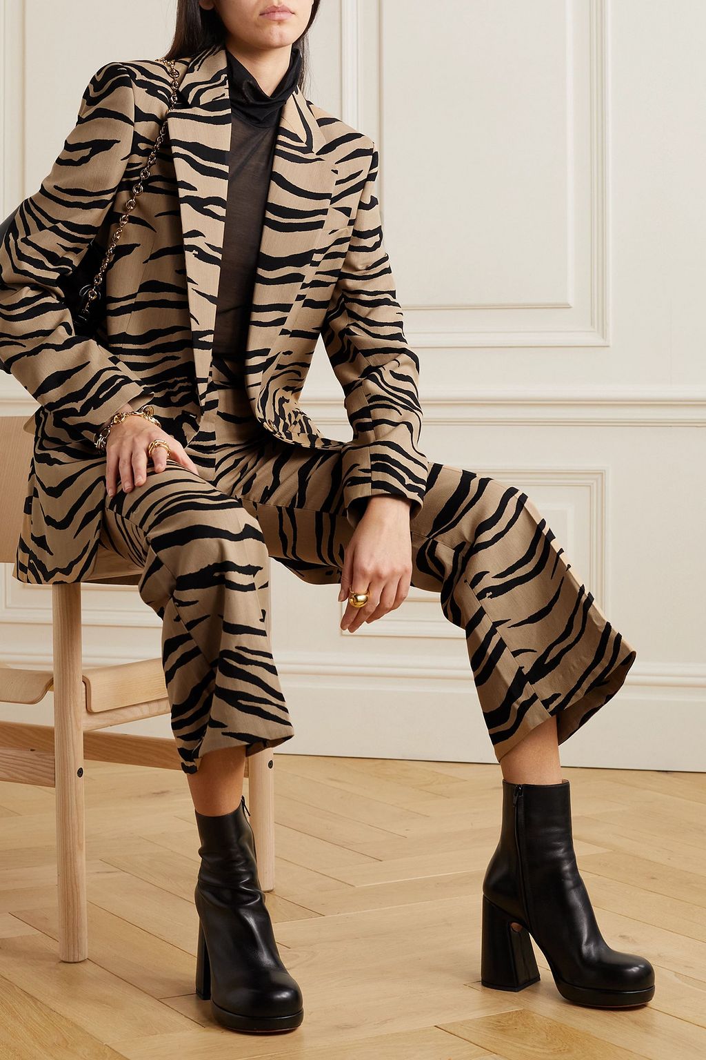 STELLA MCCARTNEY بليزر فضفاض من مزيج الصوف والجاكار بطبعة الزيبرا
