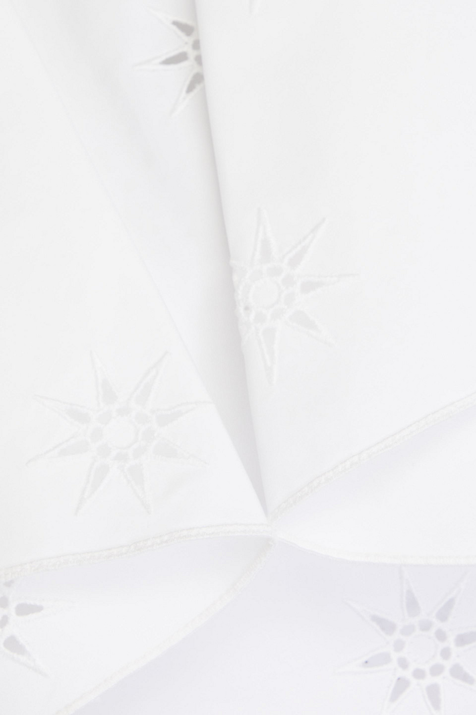 Chloé Ruffled Broderie Anglaise Cotton Blouse In Weiss