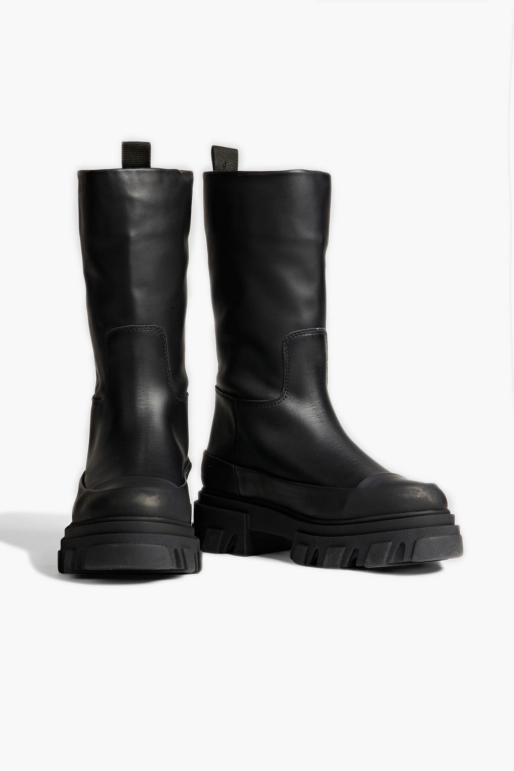 Tubular rubber-trimmed leather boots