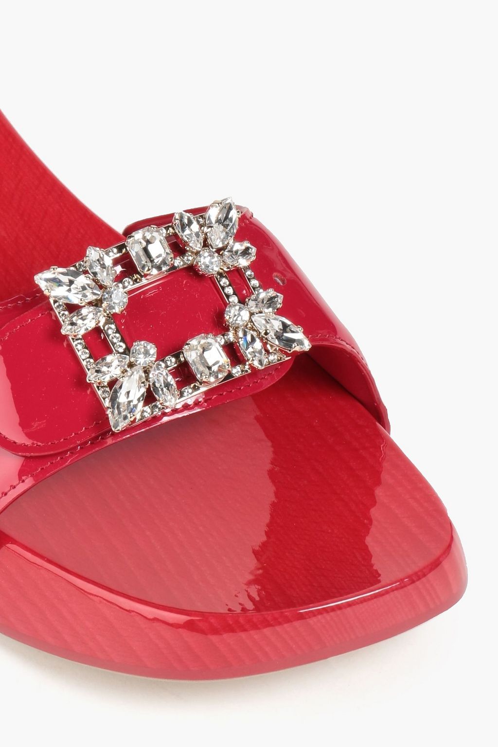 ROGER VIVIER Viv パテントレザー ミュール クリスタル付き