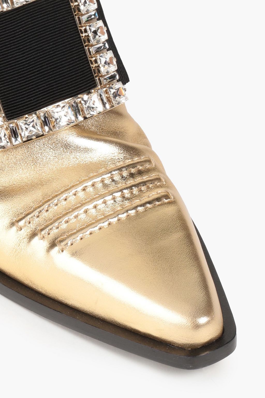 ROGER VIVIER حذاء ميول ’فيف تيكس’ من الجلد بلون ميتاليك مزين بزخارف