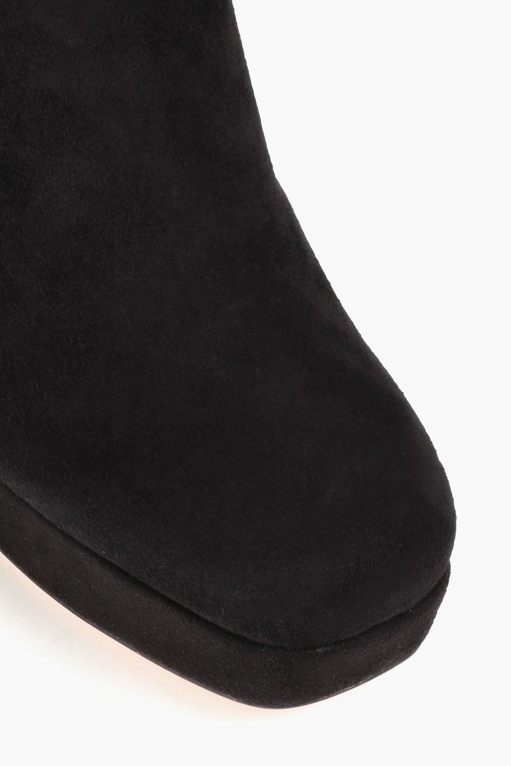 ROGER VIVIER حذاء بوت بطول الكاحل بنعل سميك من الجلد السويدي مزيّن بإبزيم