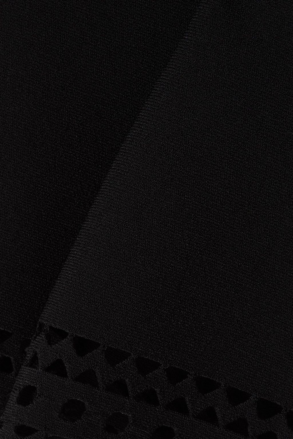 【ALAIA】レーザー カット knitted ショーツ ALAÏA Laser-cut knitted shorts | THE OUTNET