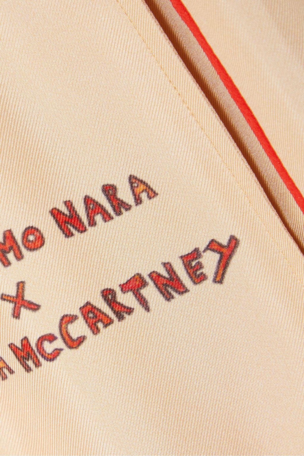 STELLA MCCARTNEY Yoshitomo Nara + بنطال بأرجل قصيرة وواسعة من حرير الساتان بطبعات