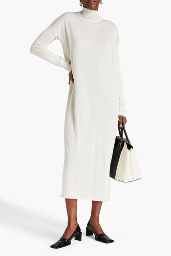 Jil Sander Outlet | Sale Up To 70% Off At THE OUTNET