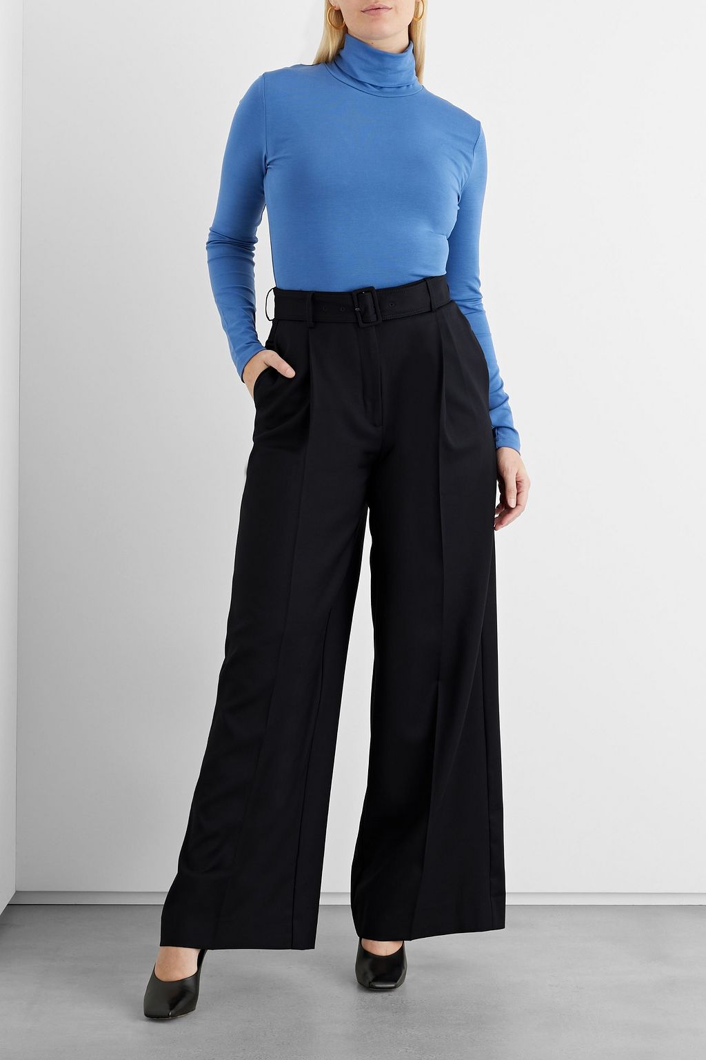 IRIS & INK Tessa Hose mit weitem Bein und Falten aus Twill aus einer Wollmischung