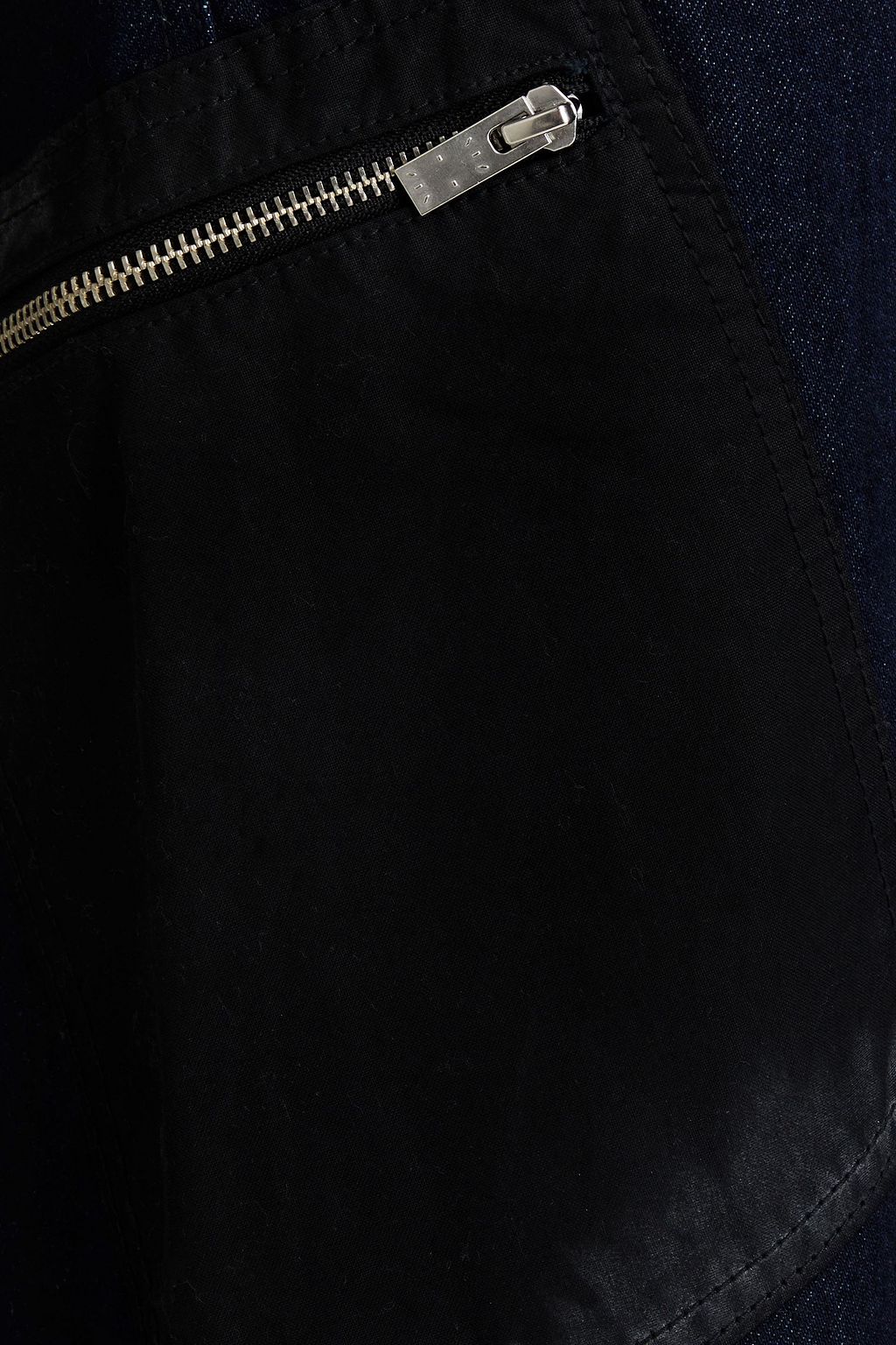 MCQ ALEXANDER MCQUEEN Jeans aus Denim mit schmalem Bein und Canvasbesatz