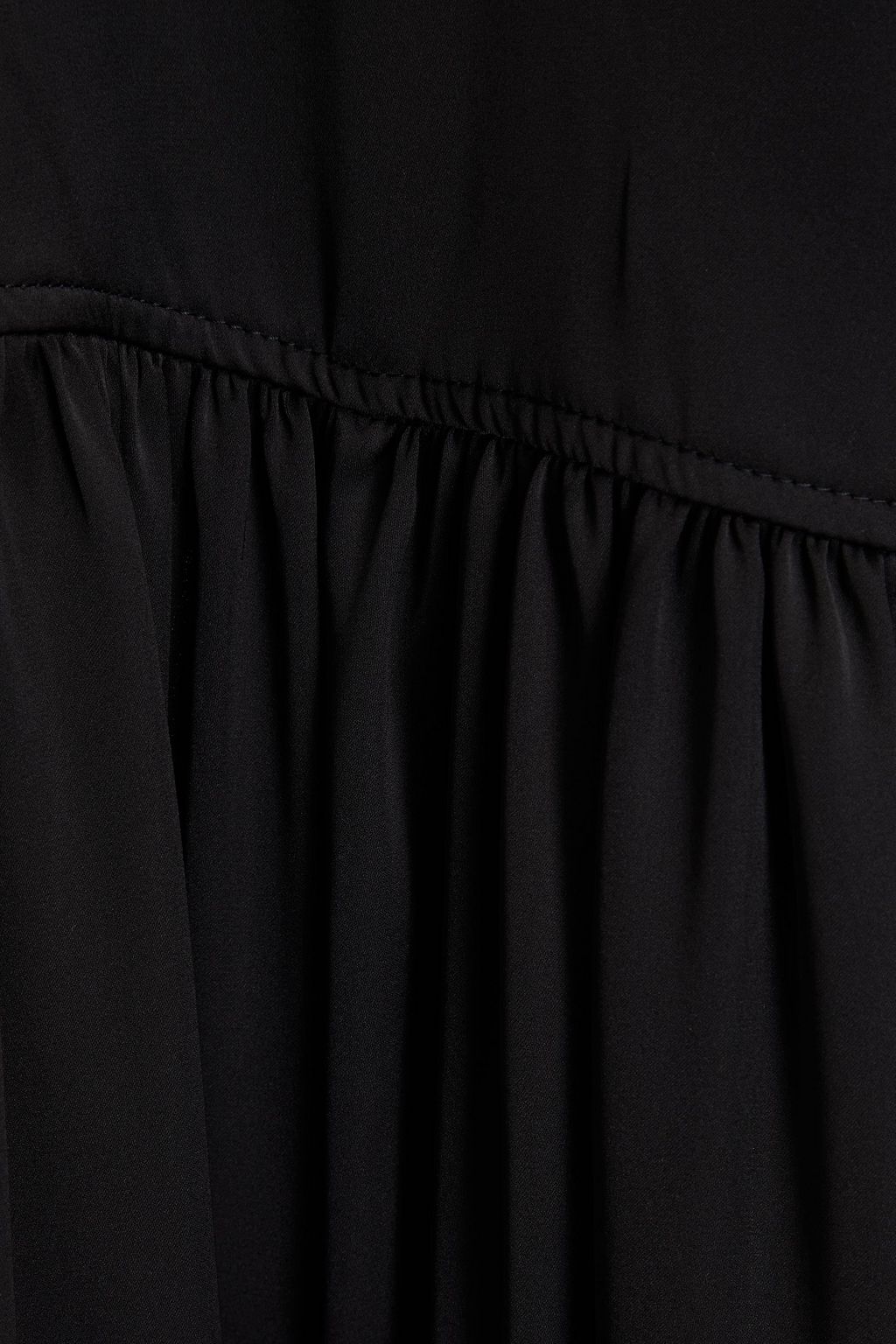 3.1 PHILLIP LIM فستان طويل بلونين من الساتان مزين بفتحات