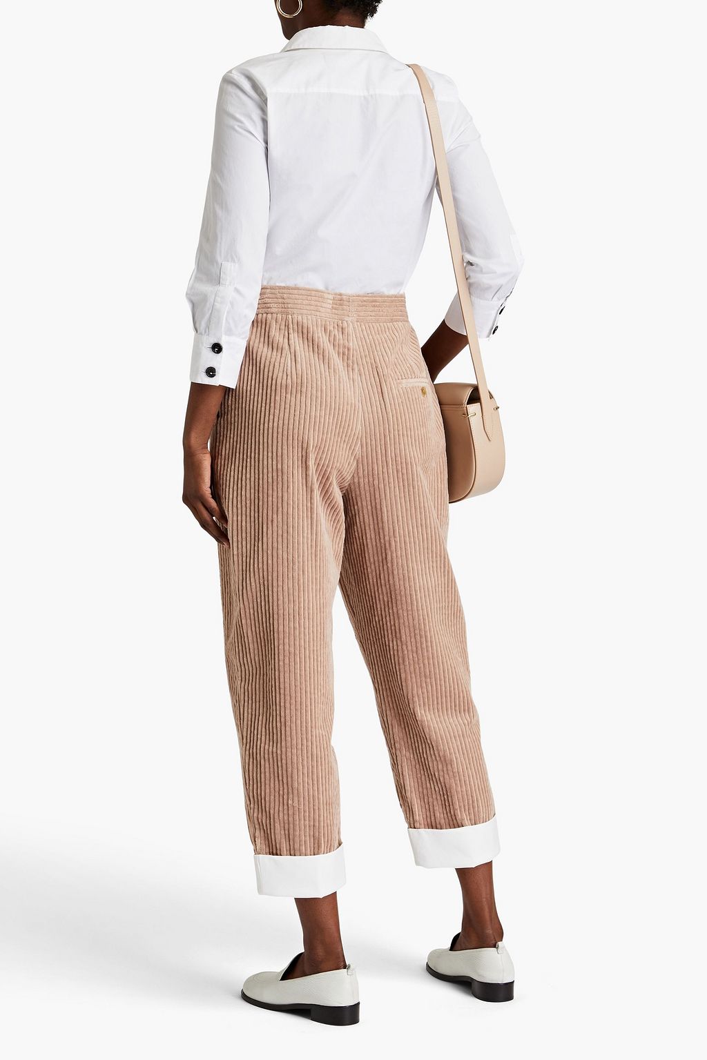 3.1 PHILLIP LIM بنطلون قصير بقصة مدببة من قماش كوردروي القطني