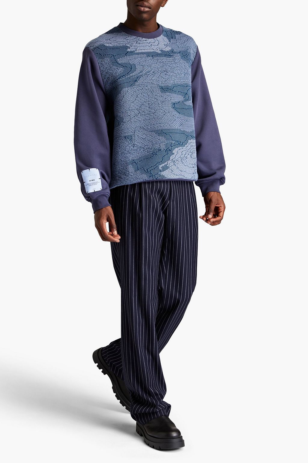 MCQ ALEXANDER MCQUEEN Sweatshirt aus Jacquard-Strick mit Fleece-Einsätzen und Applikationen