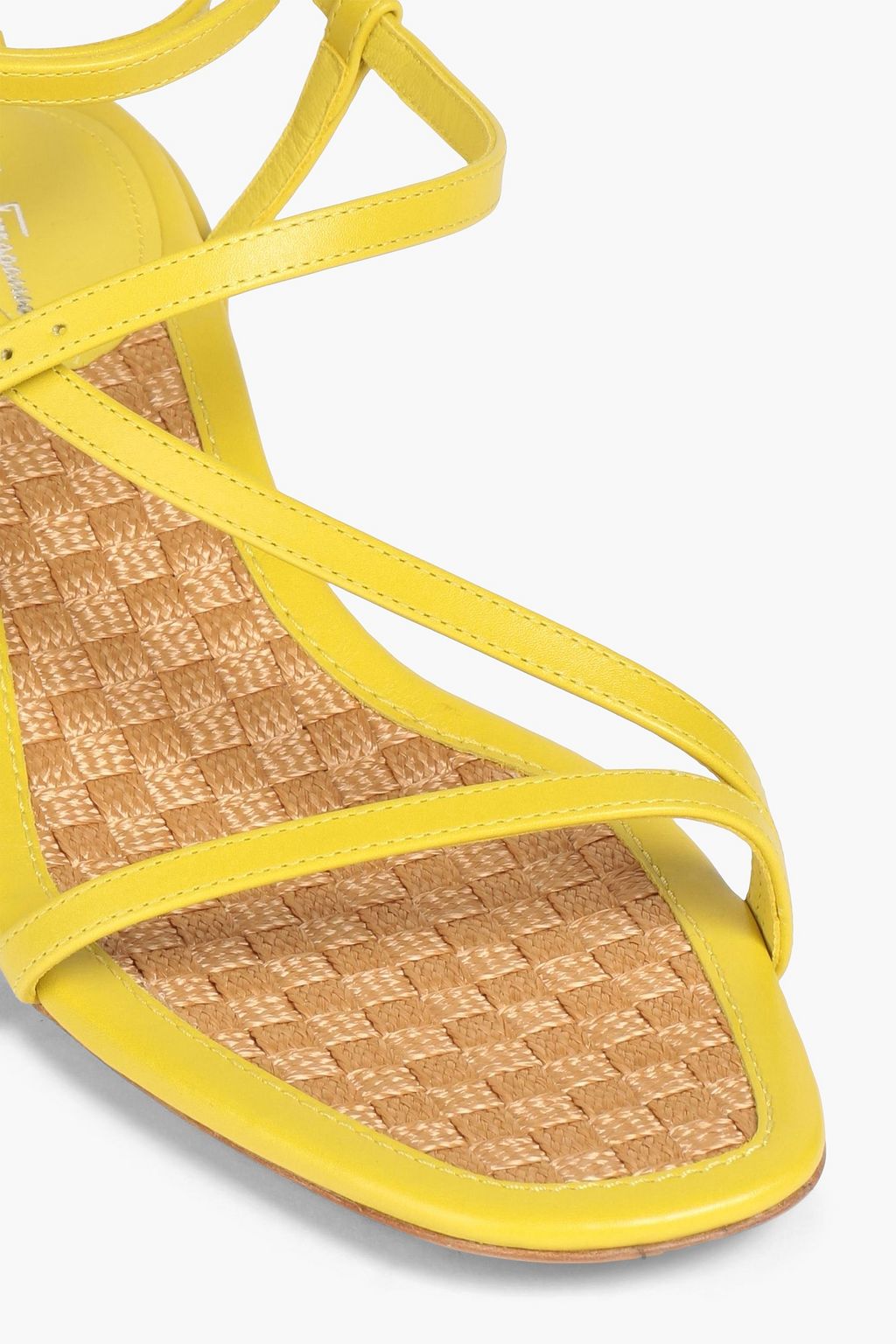 FERRAGAMO 가죽 샌들
