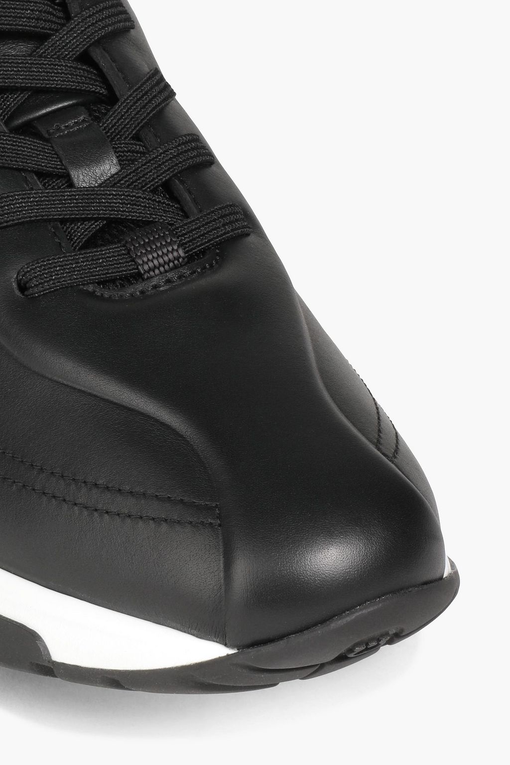 FERRAGAMO レザー スニーカー ロゴエンボス加工