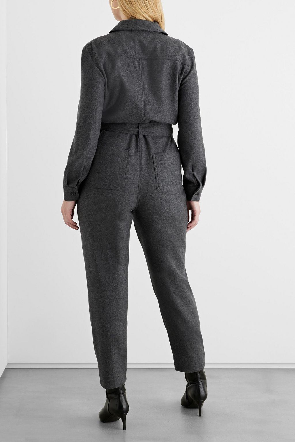 IRIS & INK Victoria Jumpsuit aus recyceltem Woll-Flanell mit Gürtel