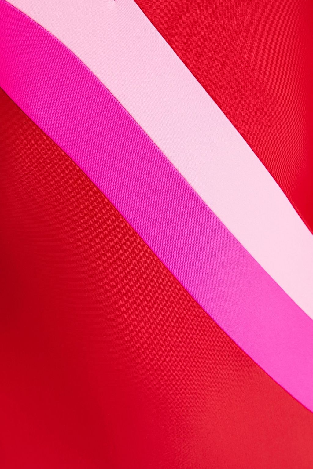 SOLID & STRIPED لباس سباحة «أرييل» بتصميم من عدة ألوان