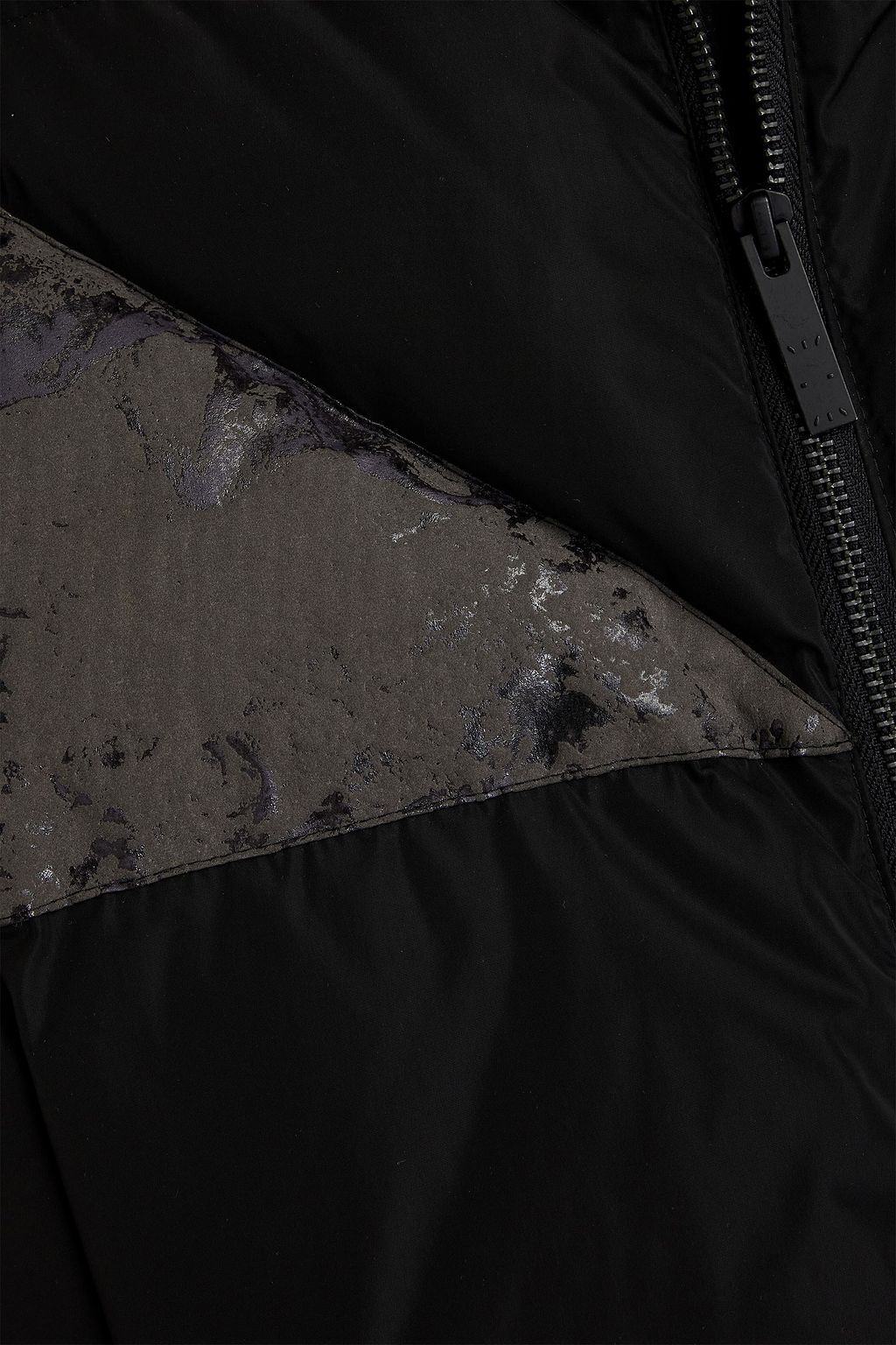 MCQ ALEXANDER MCQUEEN Patchwork-effect quilted shell jacket