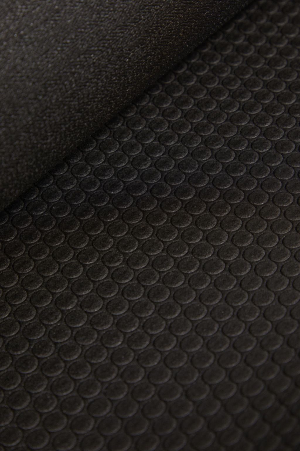 KENZO Embossed rubber yoga mat THE