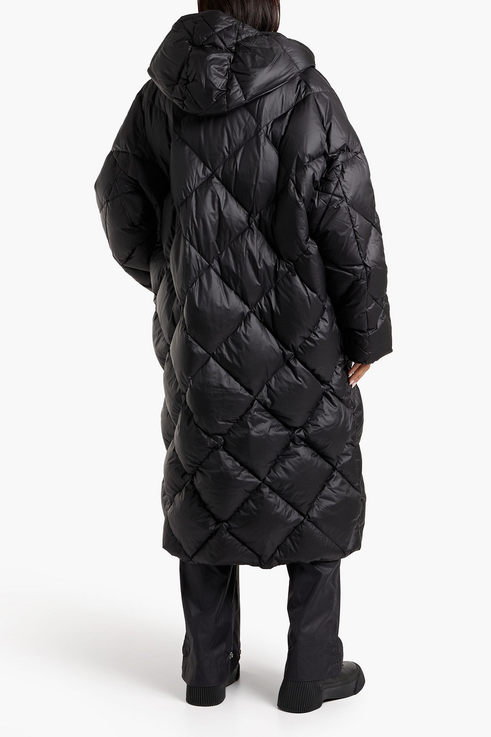Stand Studio Farrah Diamond-quilted Coat In Black